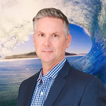 Brian Dennen, portrait