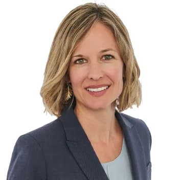 Danielle Martin, portrait